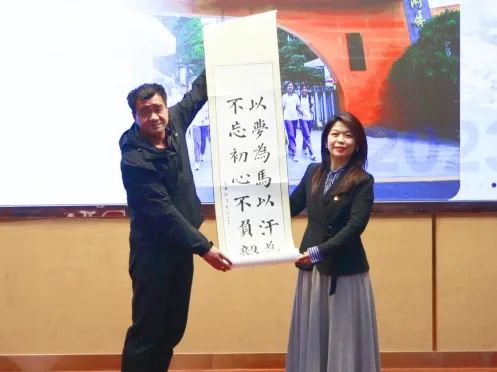 图片 图片